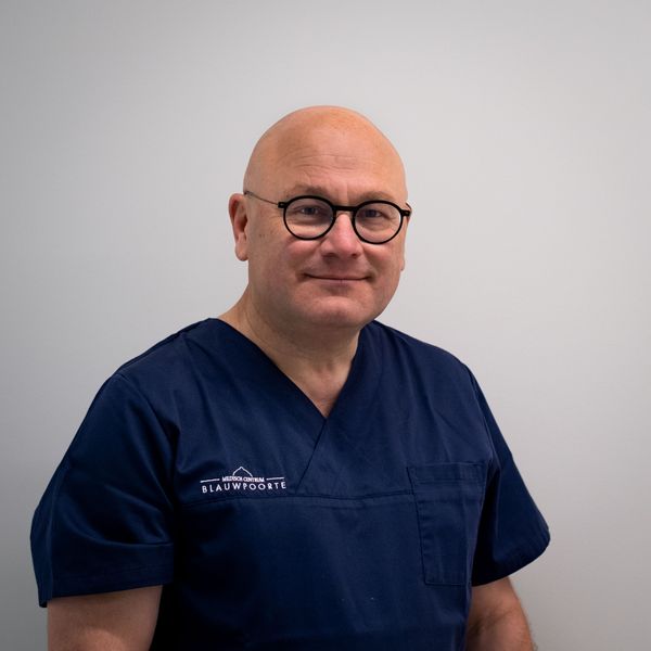 Dr. Christ Declerck